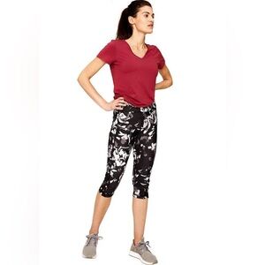 ✨4/$30 Lole Floral Capri Leggings – Size Small